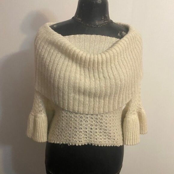 Apt 9 Knit Cream off the shoulder 3/4 bell sleeves sweater, size S - Picture 1 of 4